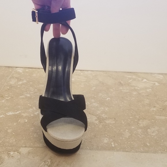 Platform wedge sandal, black and tan - Picture 3 of 6